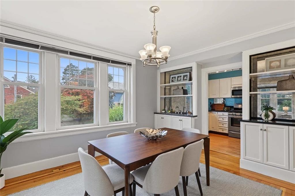 Condominium at 234 President Avenue UNIT 3, Providence, photo 13 of 37
