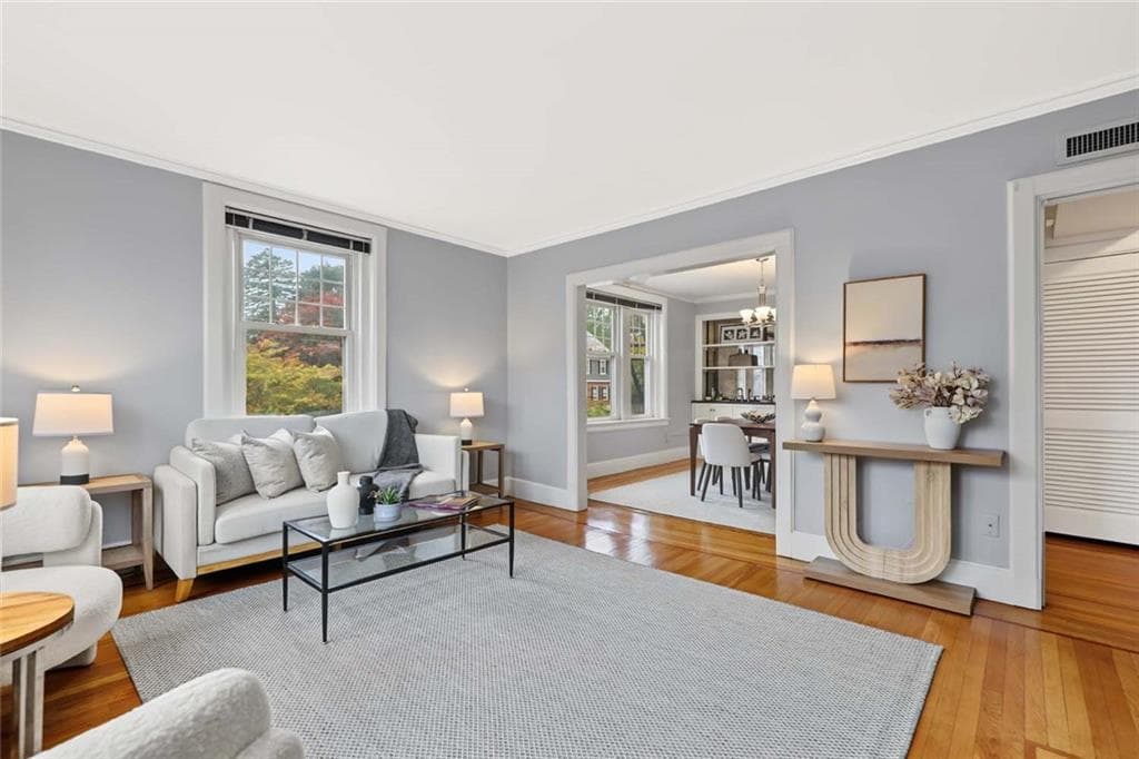 Condominium at 234 President Avenue UNIT 3, Providence, photo 9 of 37
