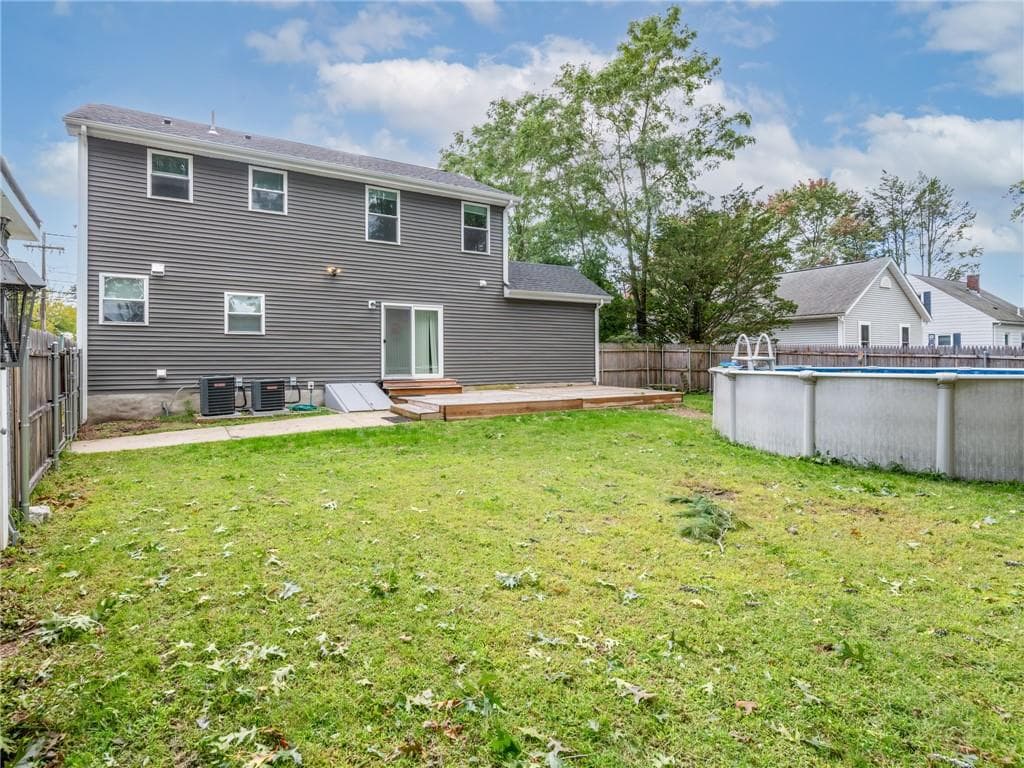 Single Family Residence at 1105 Pontiac Avenue, Cranston, photo 28 of 30