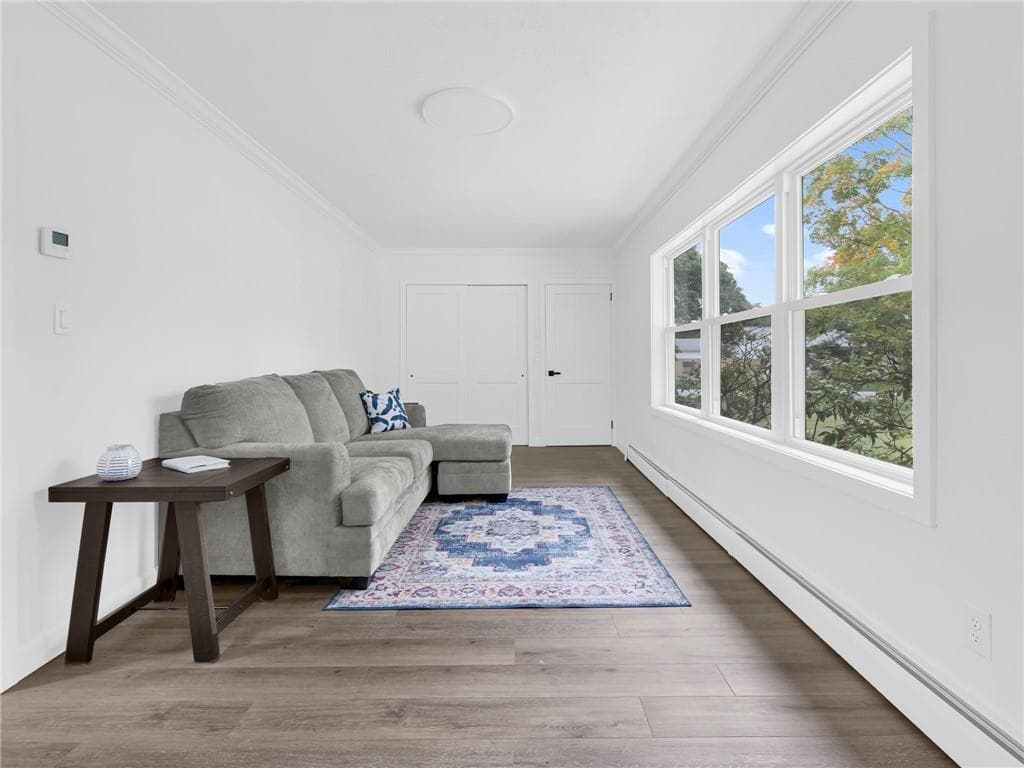Single Family Residence at 5 Sweetfern Road, Warwick, photo 12 of 29