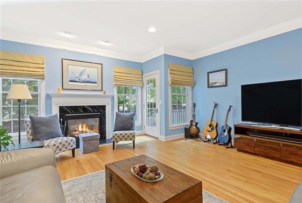 Condominium at 14 Seal Island Road UNIT 14, Bristol, photo 12 of 30