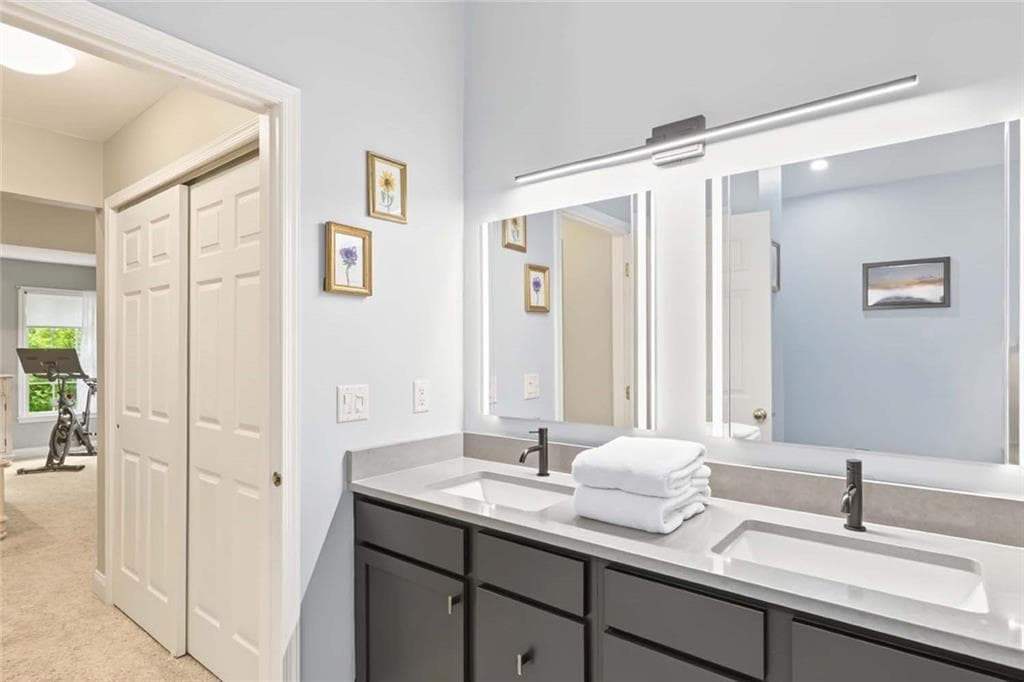 Condominium at 14 Seal Island Road UNIT 14, Bristol, photo 20 of 30