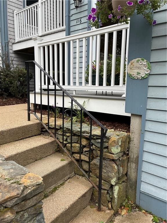 Condominium at 1 Willow Glen Circle UNIT 116, Warwick, photo 2 of 45