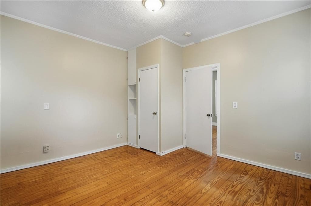 Multi Family at 7 Broad Street, Warwick, photo 12 of 49