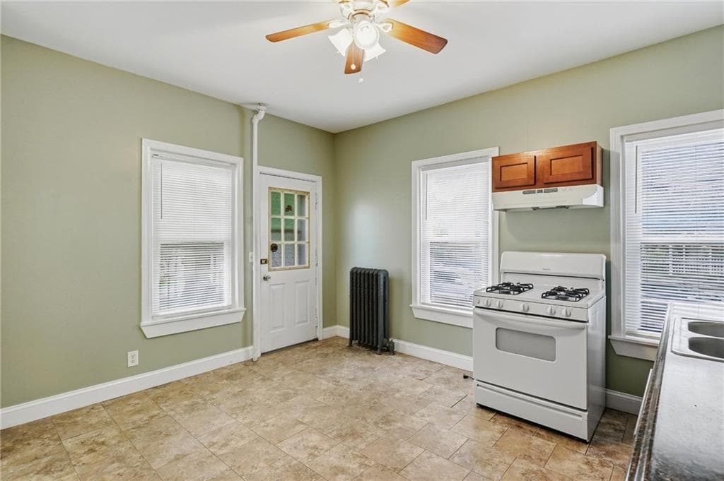 Multi Family at 7 Broad Street, Warwick, photo 5 of 49