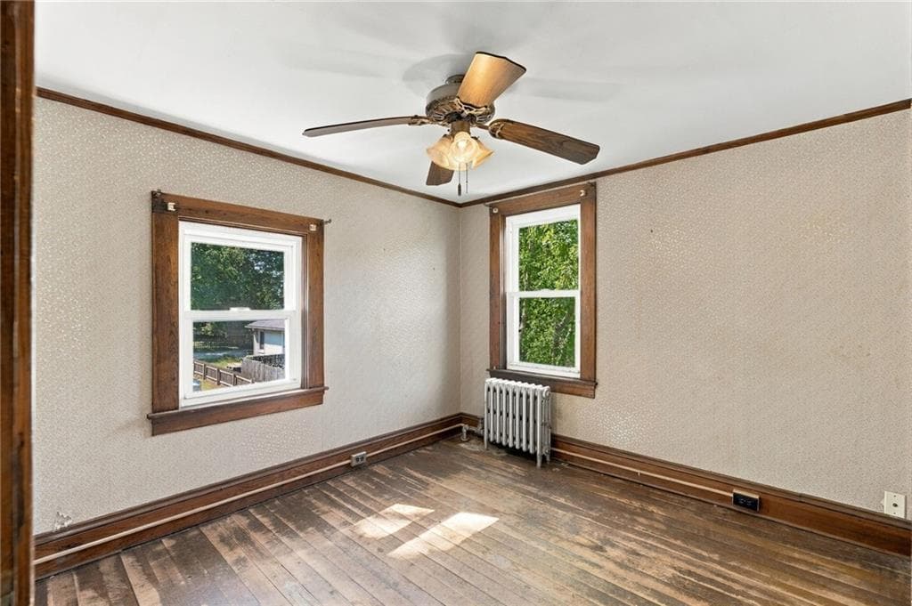Single Family Residence at 11 Tourtelott Avenue, Warwick, photo 16 of 19