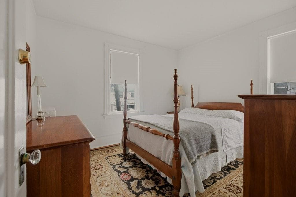 Single Family Residence at 14 Mann Avenue, Newport, photo 20 of 27