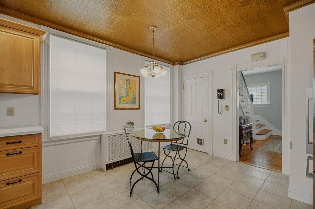 Single Family Residence at 14 Mann Avenue, Newport, photo 11 of 27