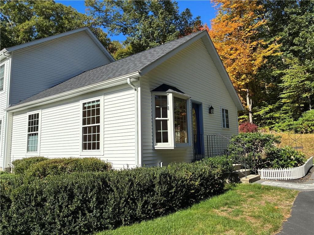Single Family Residence at 322 Nate Whipple Highway, Cumberland, photo 38 of 50