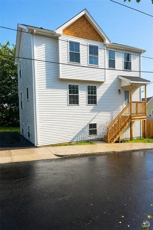 11 Benton Street
