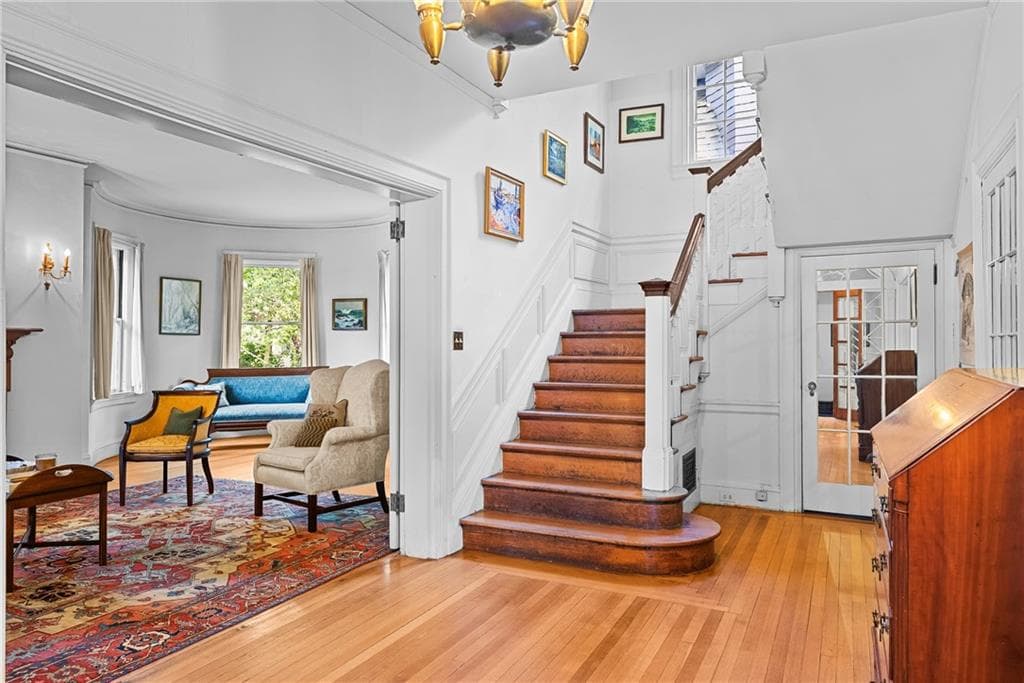 Single Family Residence at 135 Lloyd Avenue, Providence, photo 7 of 49