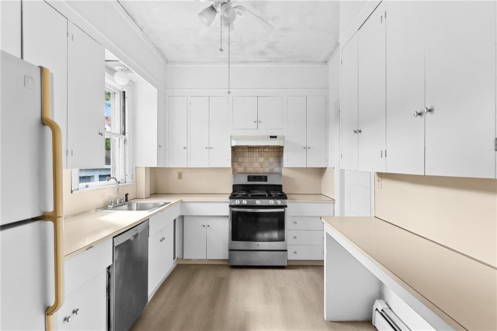 Single Family Residence at 135 Lloyd Avenue, Providence, photo 19 of 49