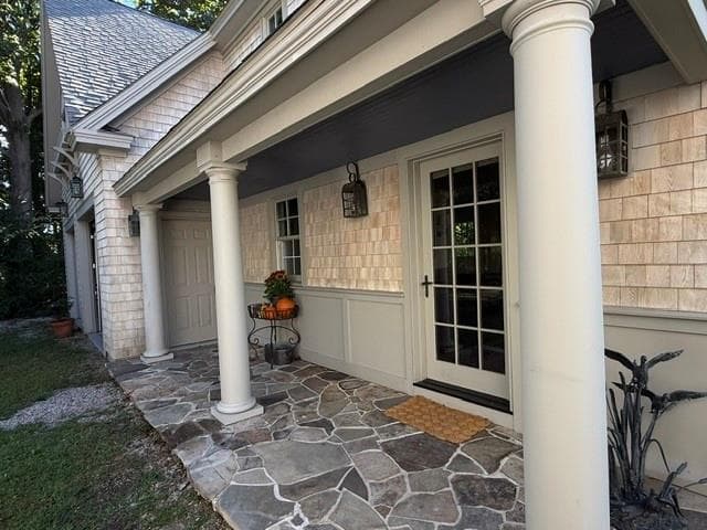 Single Family Residence at 31 Calvert Place, Jamestown, photo 33 of 42