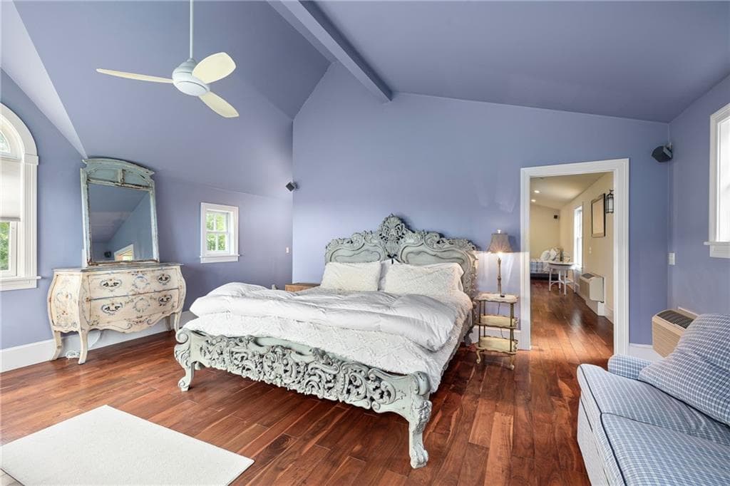 Single Family Residence at 31 Calvert Place, Jamestown, photo 29 of 42