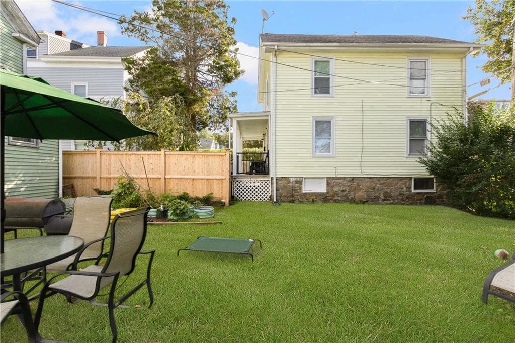 Single Family Residence at 11 Carey Street, Newport, photo 10 of 13