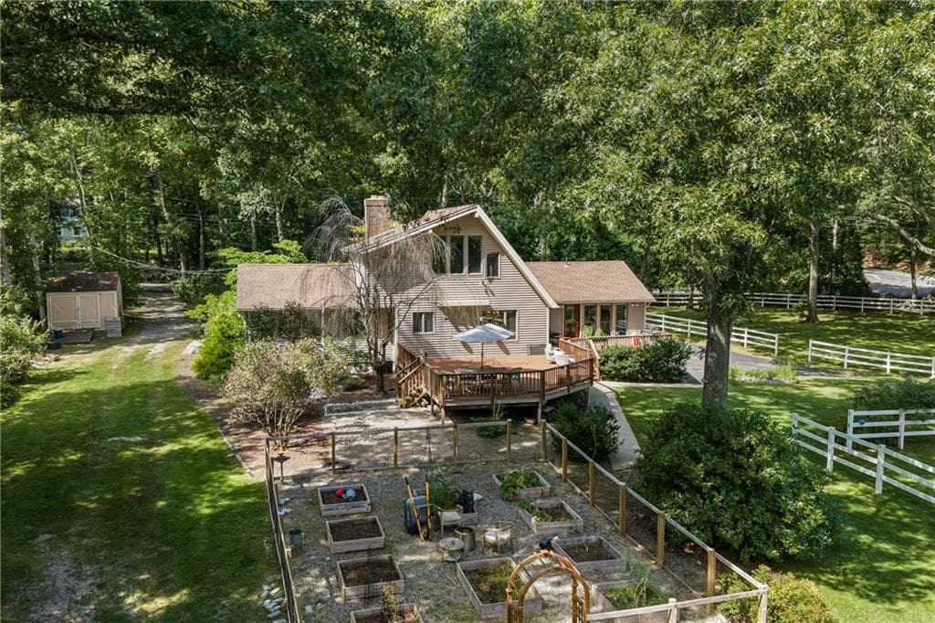 Single Family Residence at 40 Moosehorn Road, East Greenwich, photo 38 of 48