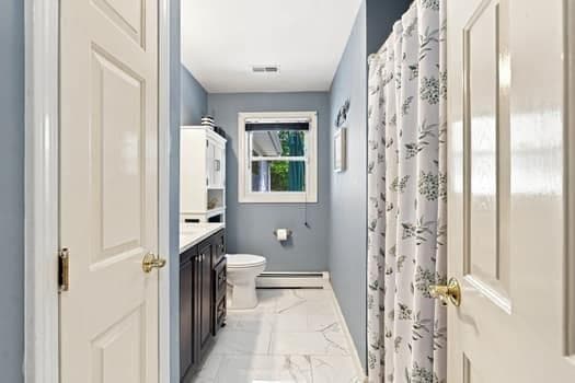Single Family Residence at 172 Friendship Street, North Providence, photo 8 of 27
