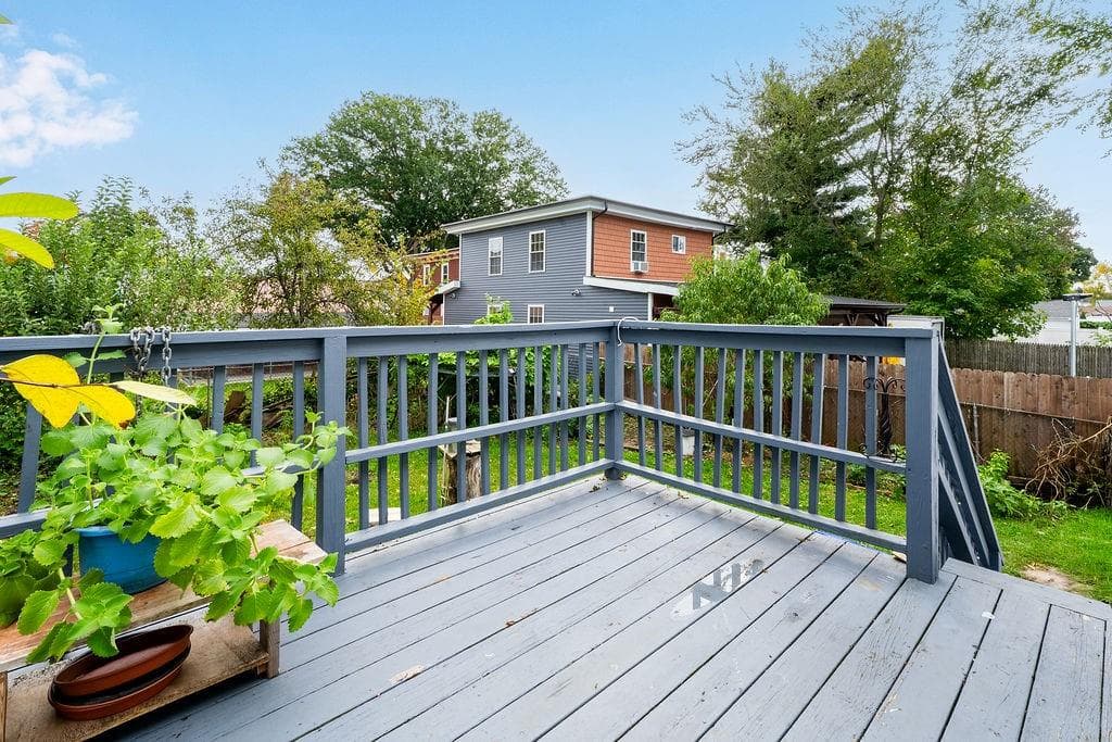 Single Family Residence at 81 Petteys Avenue, Providence, photo 24 of 27
