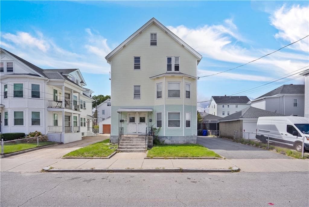 Multi Family at 73 Arch Street, Pawtucket, photo 3 of 18