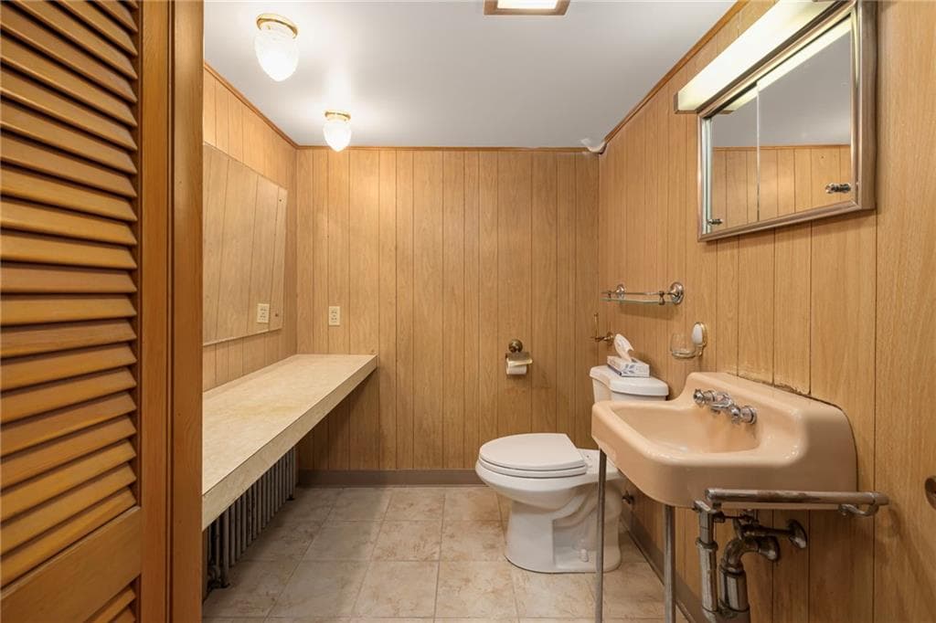 Single Family Residence at 12 Bowen Street, Johnston, photo 34 of 40