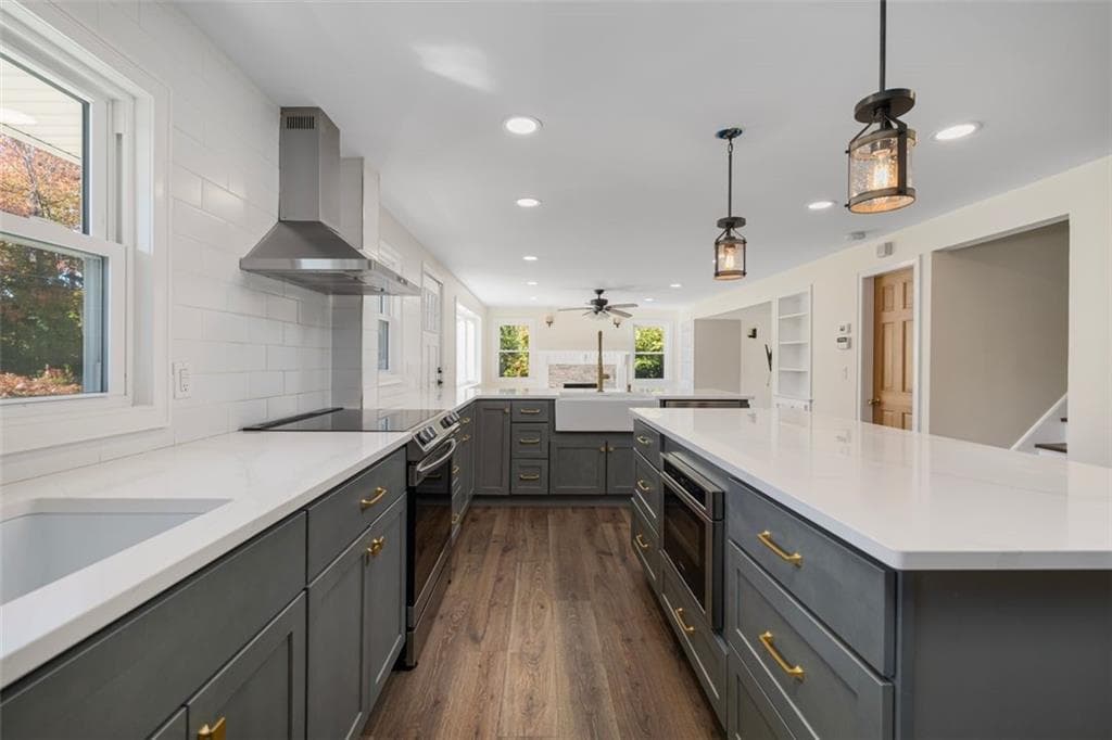Single Family Residence at 3 Massasoit Passage, Cumberland, photo 7 of 50