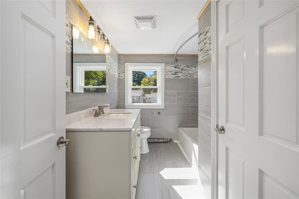 Single Family Residence at 3 Massasoit Passage, Cumberland, photo 36 of 50