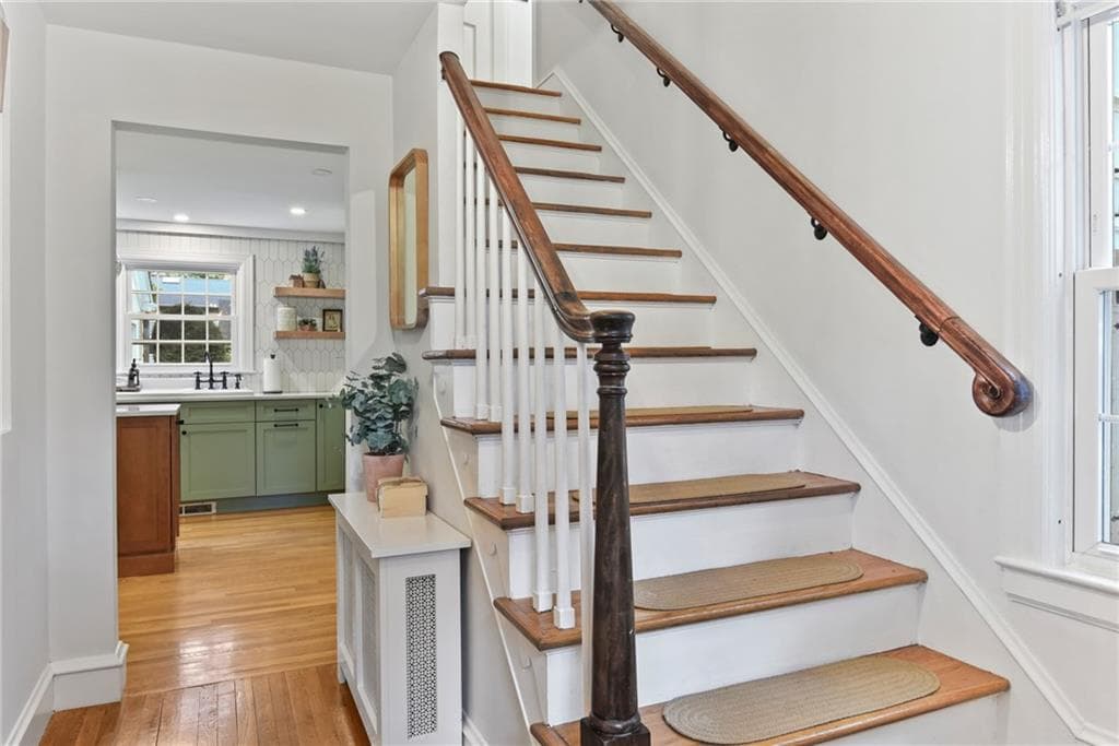 Single Family Residence at 232 Bayview Avenue, Warwick, photo 18 of 46
