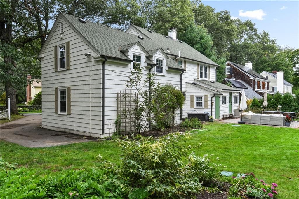 Single Family Residence at 232 Bayview Avenue, Warwick, photo 39 of 46