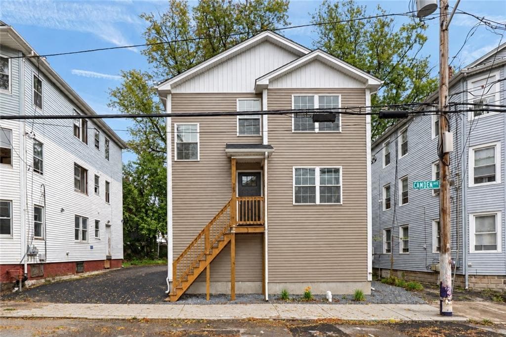 000 Camden Avenue