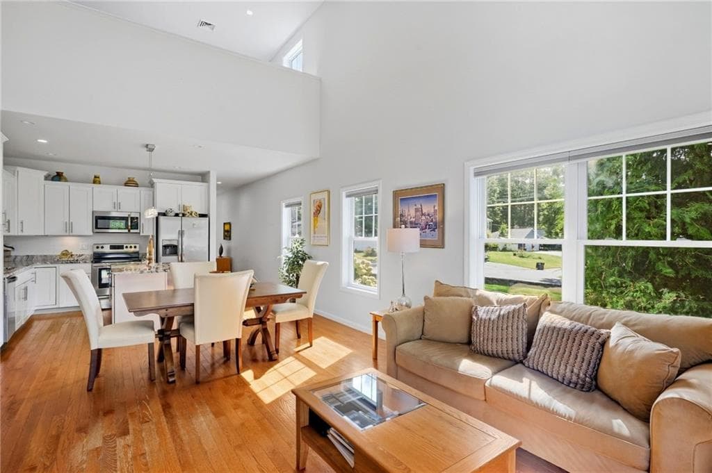 Condominium at 80 Bear Hill Road UNIT 101, Cumberland, photo 18 of 50