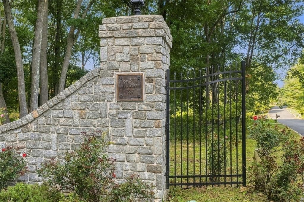 Single Family Residence at 2 Elden Court, Lincoln, photo 4 of 50