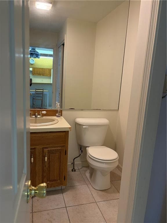 Condominium at 17 Caddy Rock Road UNIT C, North Kingstown, photo 6 of 21
