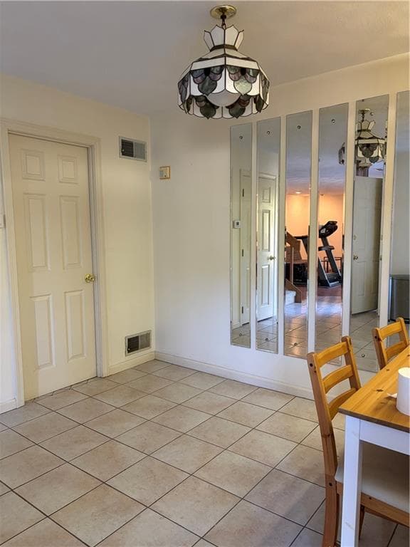 Condominium at 17 Caddy Rock Road UNIT C, North Kingstown, photo 8 of 21