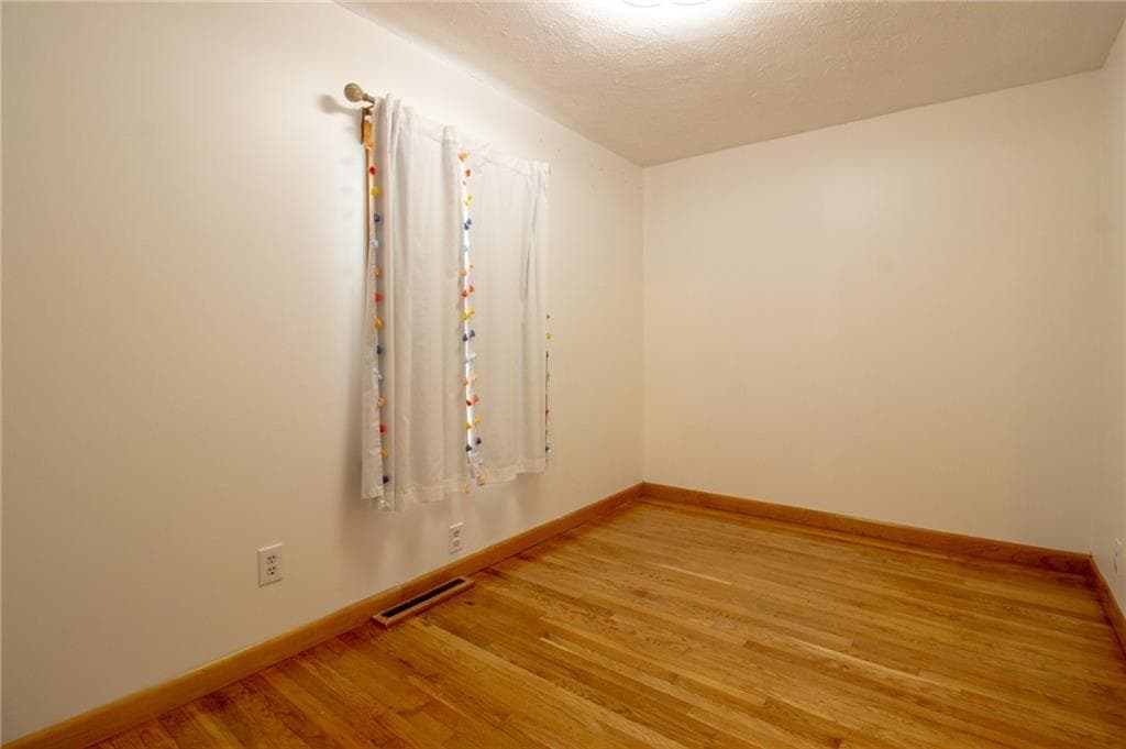 Single Family Residence at Coventry, photo 11 of 16