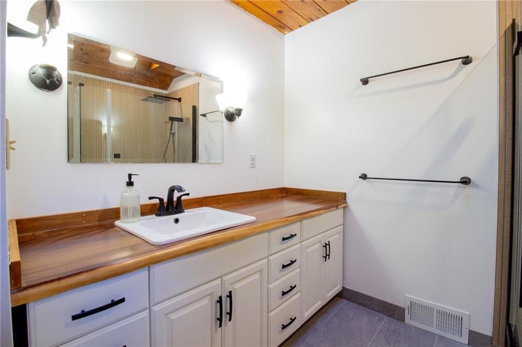 Single Family Residence at Coventry, photo 8 of 16