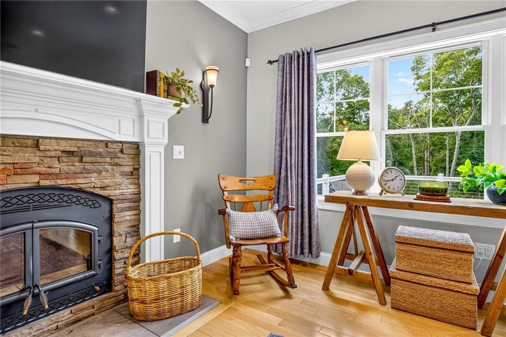 Single Family Residence at 3640 Commodore Oliver Hazard Perry Highway, South Kingstown, photo 13 of 47