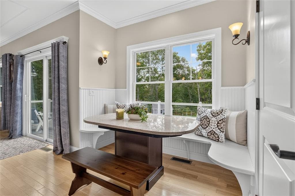 Single Family Residence at 3640 Commodore Oliver Hazard Perry Highway, South Kingstown, photo 18 of 47