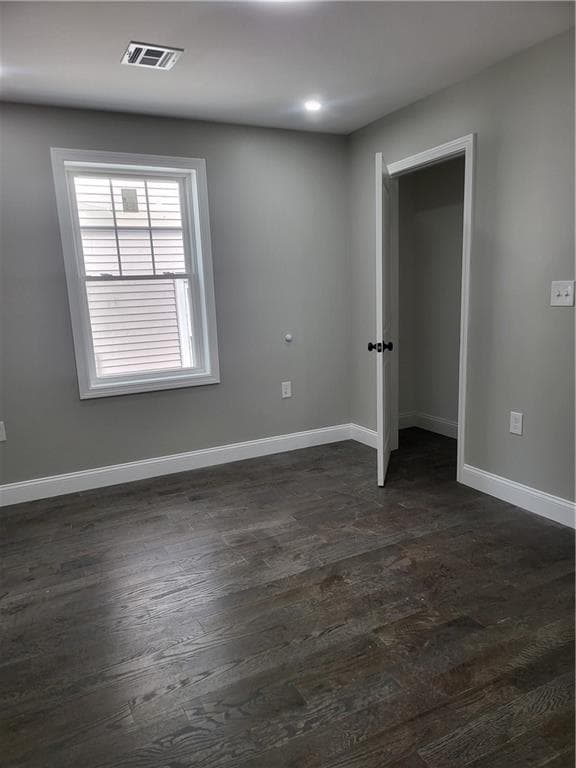 Multi Family at 729 Potters Avenue, Providence, photo 10 of 17