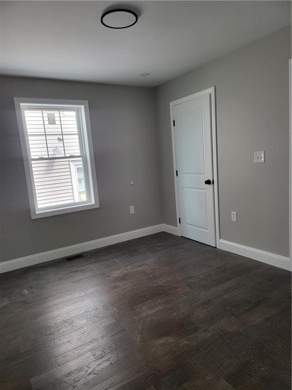 Multi Family at 729 Potters Avenue, Providence, photo 14 of 17