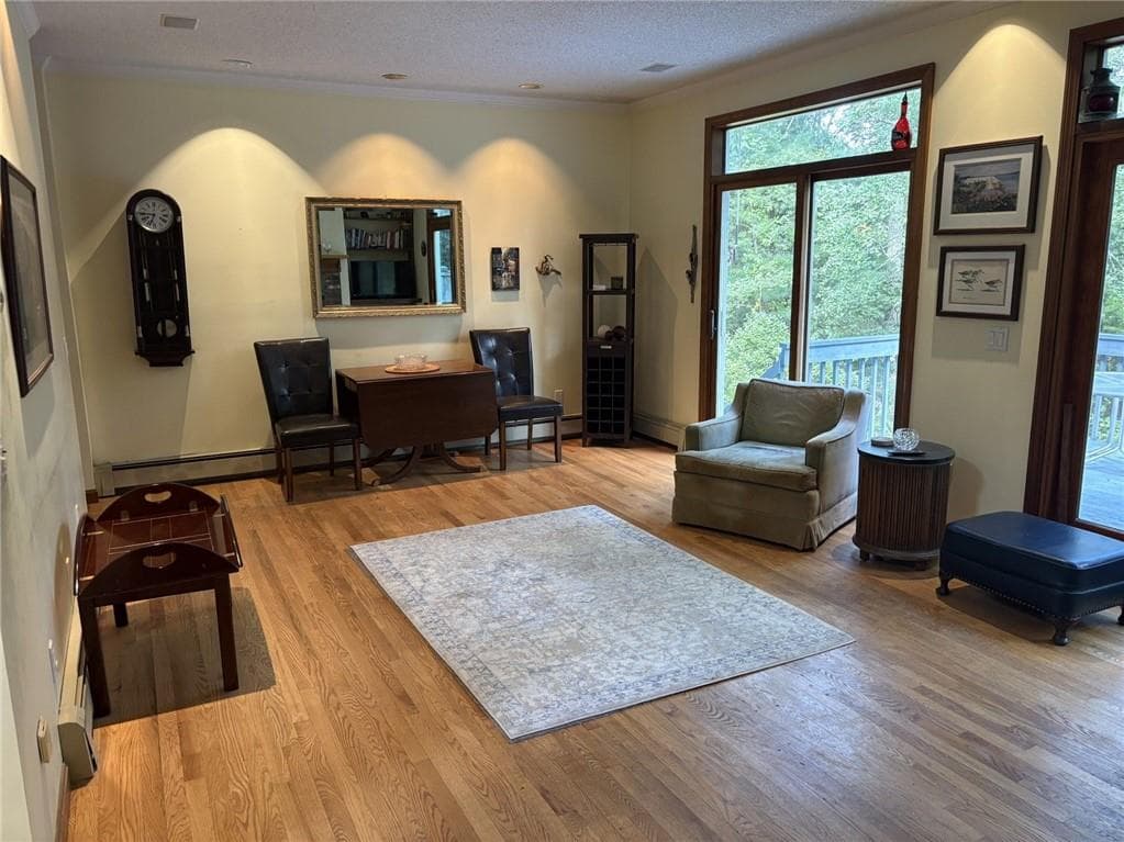 Single Family Residence at 37 Tamanaco Drive, Charlestown, photo 5 of 24