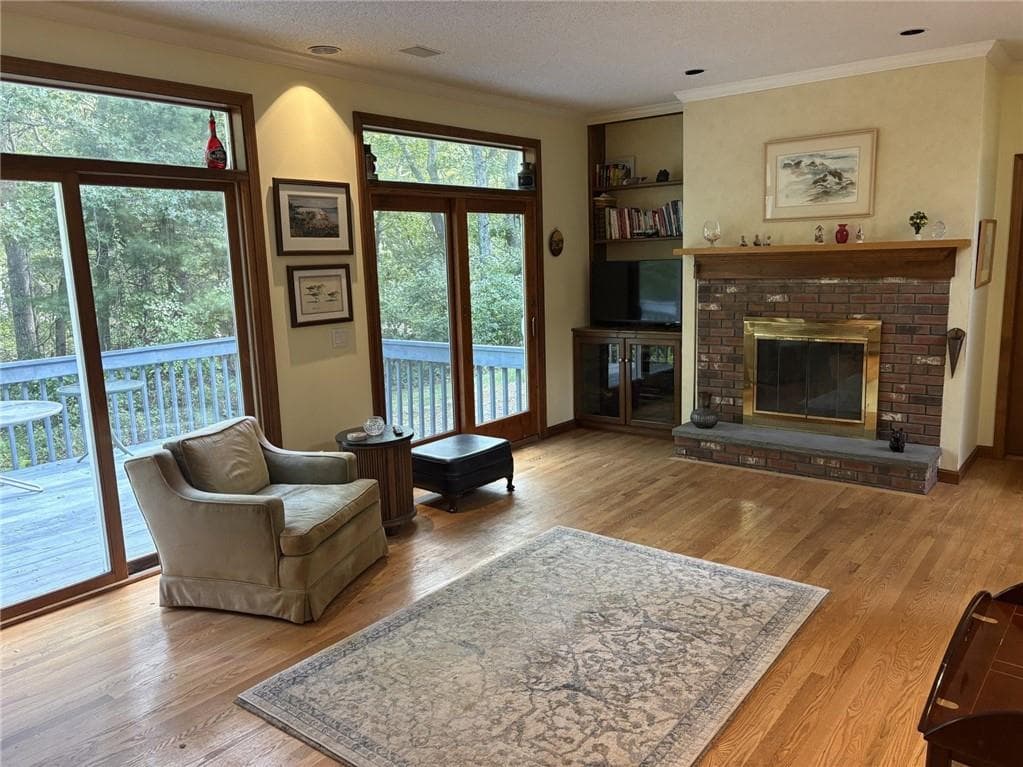 Single Family Residence at 37 Tamanaco Drive, Charlestown, photo 4 of 24