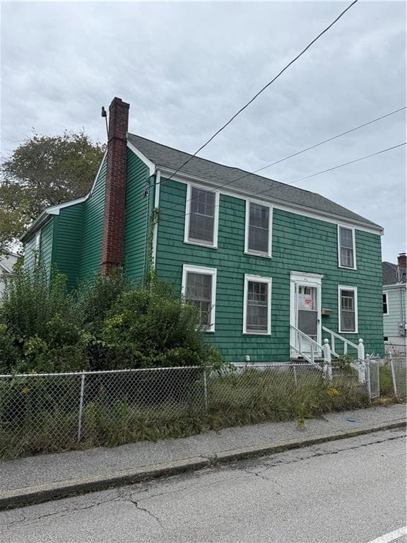 Single Family Residence at 46 Monroe Avenue, Bristol, photo 4 of 9