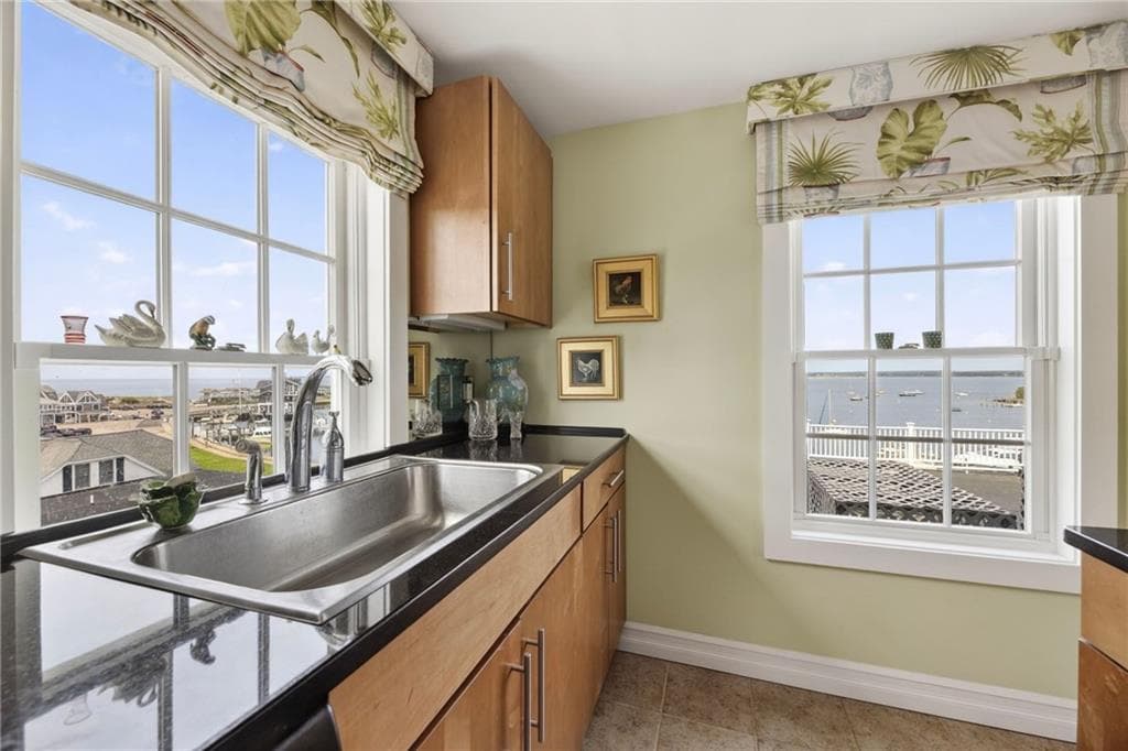Condominium at 38 Bay Street UNIT W401, Westerly, photo 13 of 41