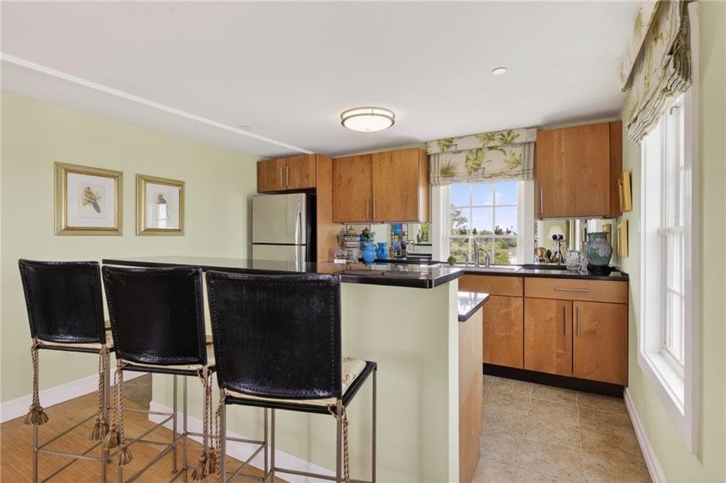 Condominium at 38 Bay Street UNIT W401, Westerly, photo 16 of 41