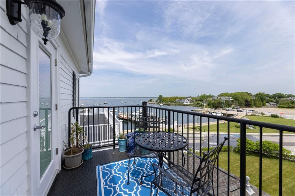 Condominium at 38 Bay Street UNIT W401, Westerly, photo 9 of 41