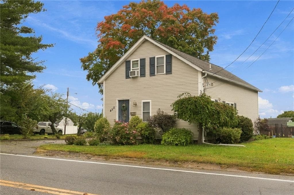 Single Family Residence at 453 Greenville Avenue, Johnston, photo 2 of 47