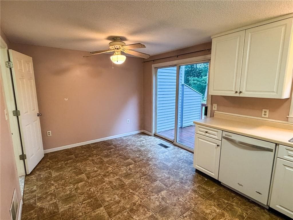 Condominium at 154 Bear Hill Road UNIT 1504, Cumberland, photo 6 of 19