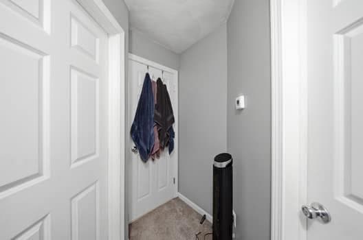 Single Family Residence at 42 Riverview Avenue, Pawtucket, photo 8 of 31