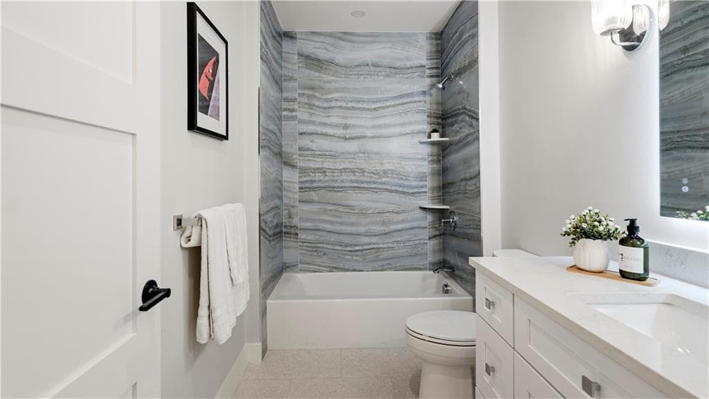 Condominium at 67 Queen Street UNIT 5C, East Greenwich, photo 17 of 36