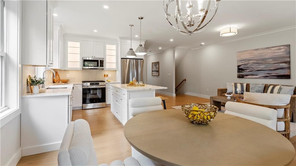 Condominium at 67 Queen Street UNIT 5C, East Greenwich, photo 12 of 36